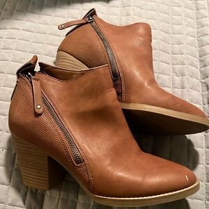 Dolce vita ankle boots